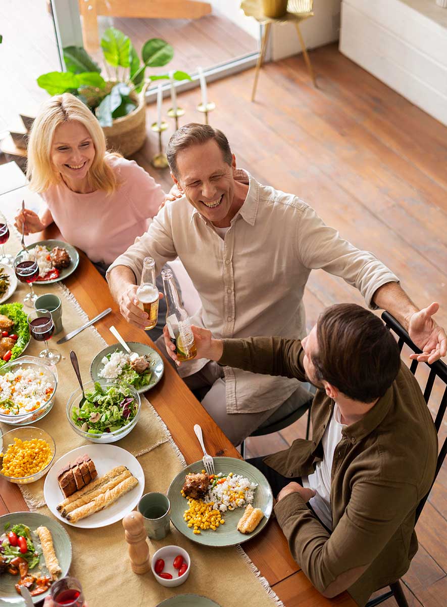 menjar-en-familia-beneficis-i-consells-per-a-millorar-la-relacio-familiar-i-la-salut-dels-nens