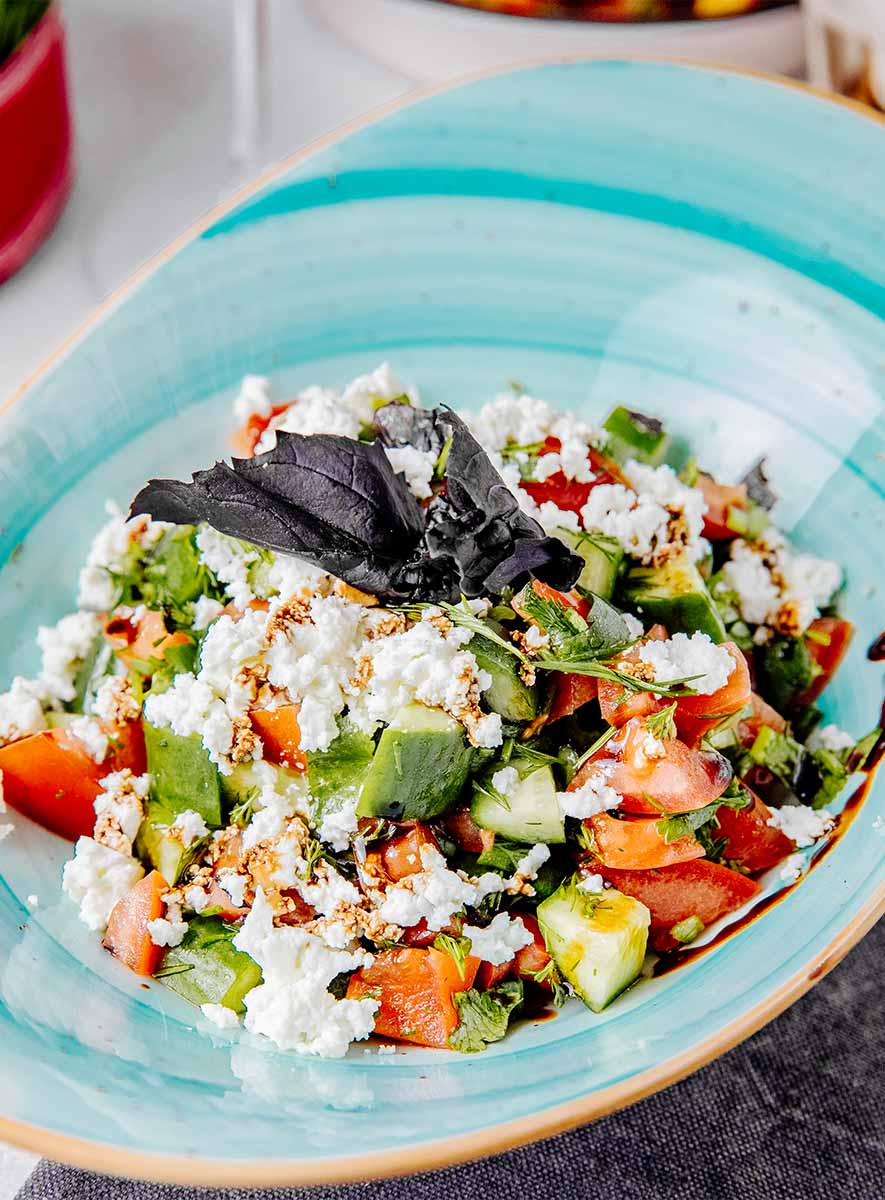 receta-ensalada-de-arroz-ideas-frescas-y-nutritivas-para-todo-el-ano